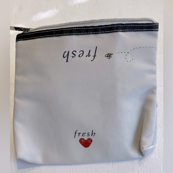 Fresh Light Khaki Canvas Makeup Bag NWOT - Picture 1 of 4